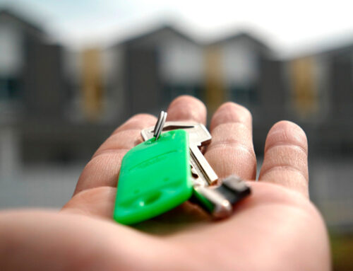 Sareb ofrece 10.000 viviendas sociales para alquiler a ayuntamientos